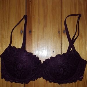 VS Date push-up bra